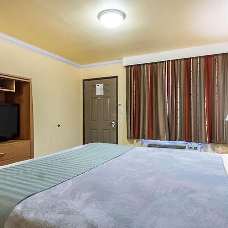 Rodeway Inn & Suites Near The Coliseum & Arena Oakland Kültér fotó