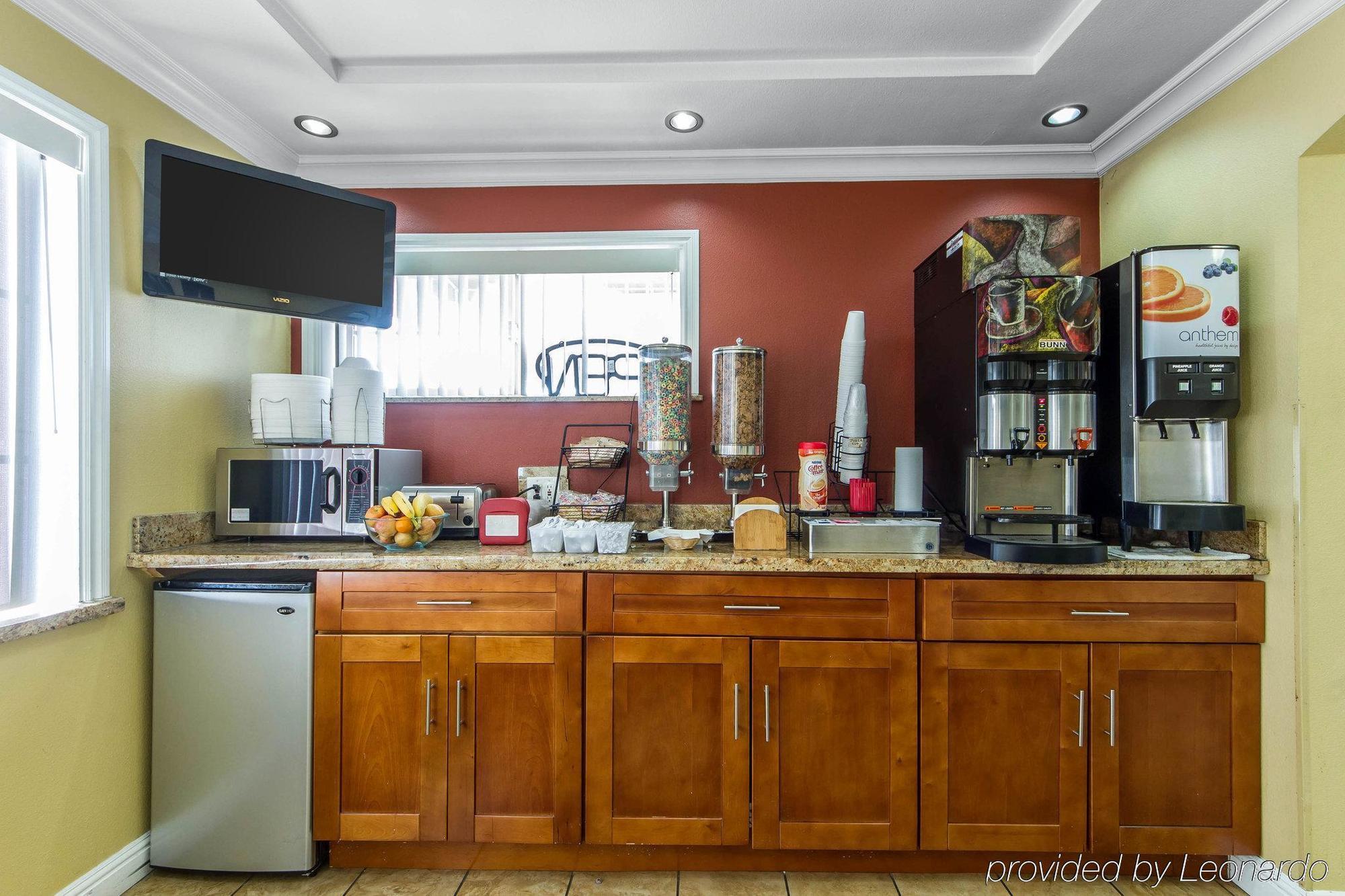 Rodeway Inn & Suites Near The Coliseum & Arena Oakland Kültér fotó