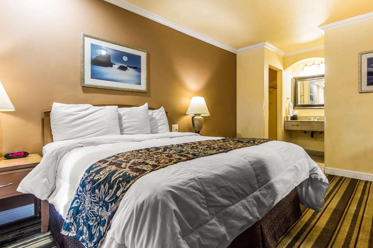 Rodeway Inn & Suites Near The Coliseum & Arena Oakland Kültér fotó