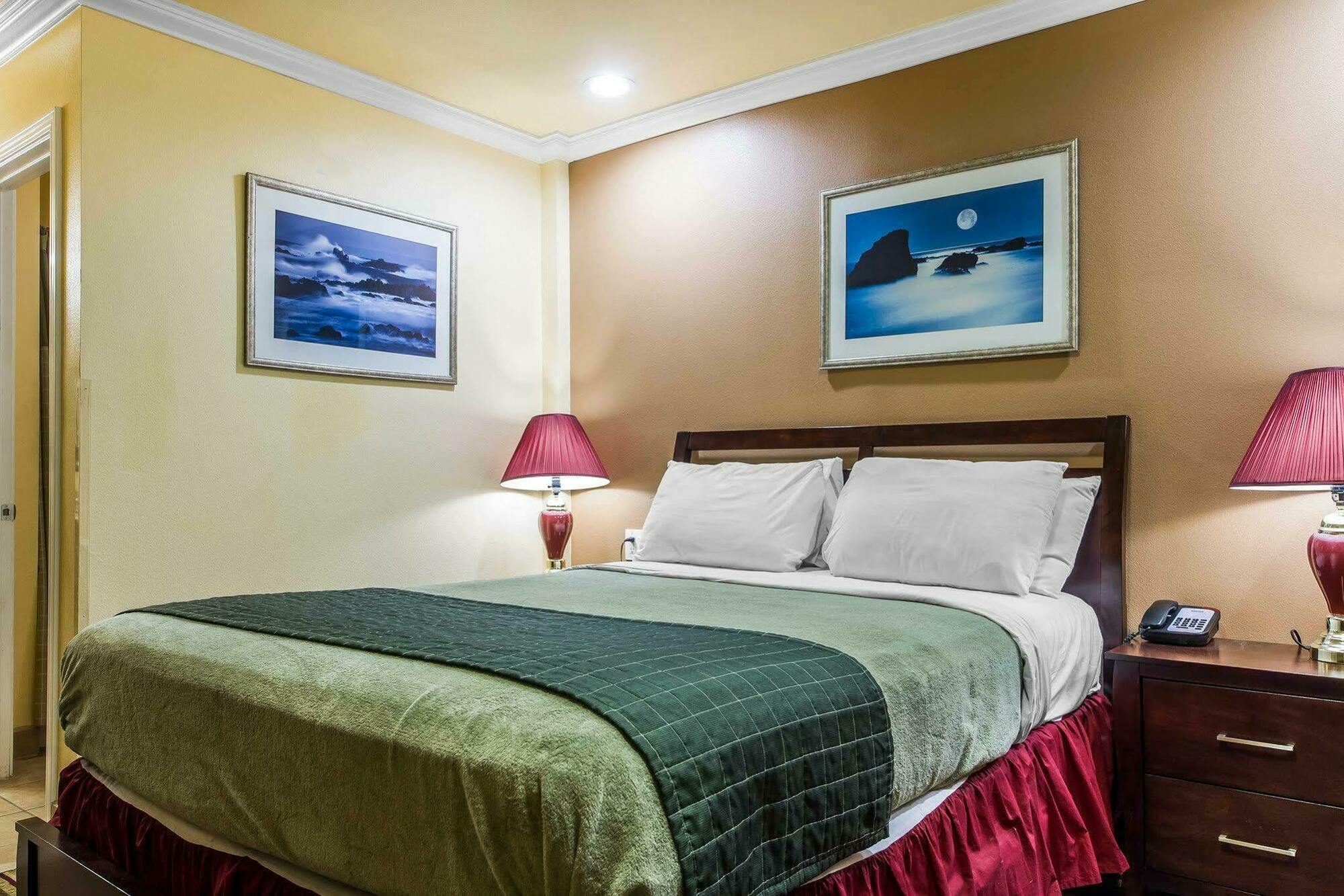 Rodeway Inn & Suites Near The Coliseum & Arena Oakland Kültér fotó