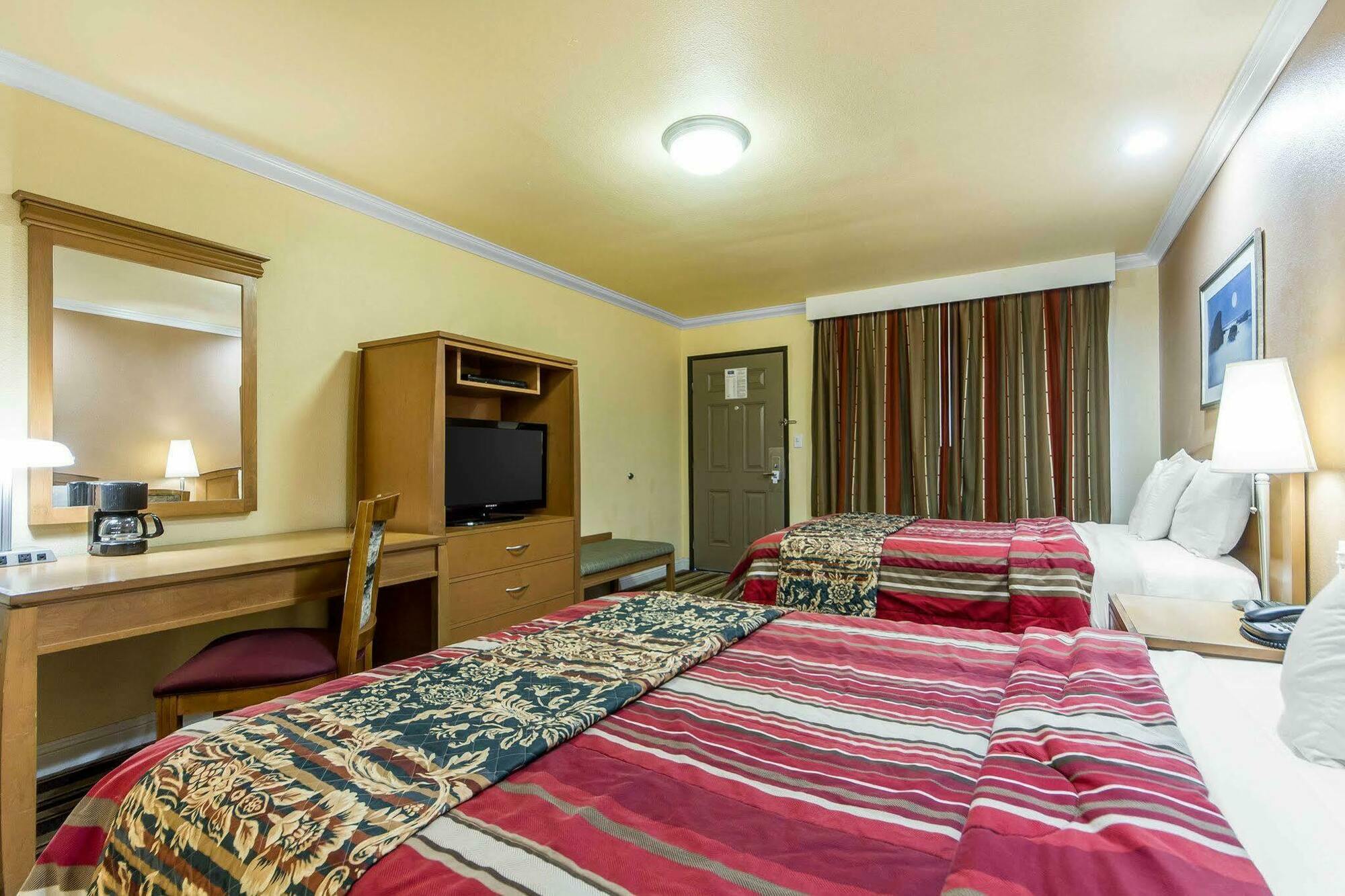 Rodeway Inn & Suites Near The Coliseum & Arena Oakland Kültér fotó